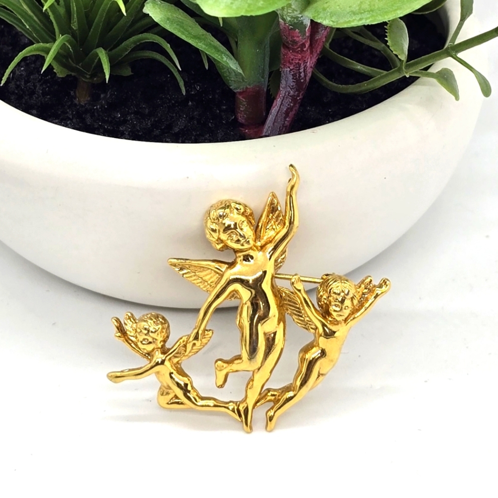 Valentine's Cupid Brooch in Gold-tone Signed Monet 3 Cupids Angel's rare